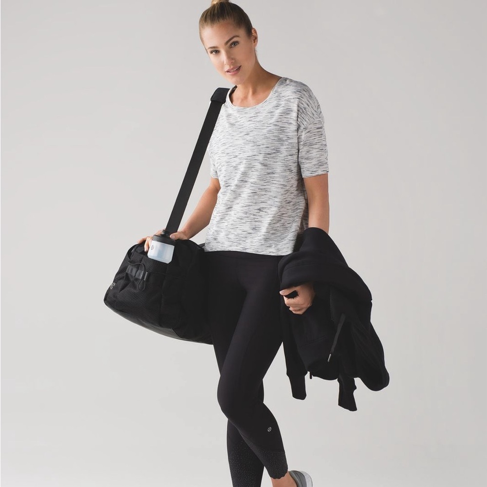 Lululemon Run It Out Tee